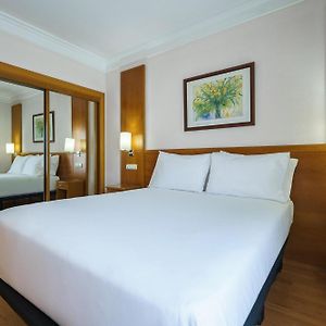 Habitación con Cama King